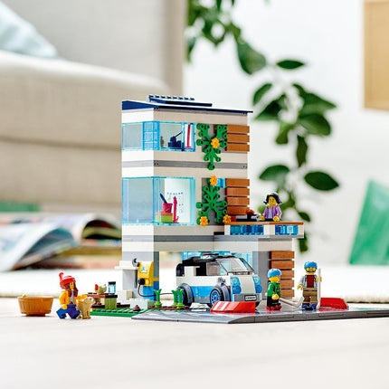 LEGO® City - Családi ház (60291)