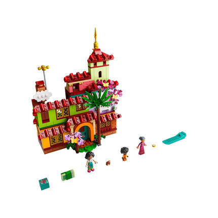 LEGO® Disney™ - A Madrigal család háza (43202)