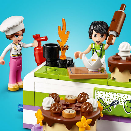 LEGO® Friends - Cukrász verseny (41393)