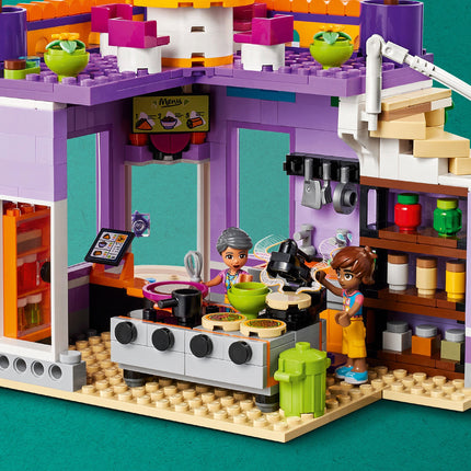 LEGO® Friends - Heartlake City közösségi konyha (41747)