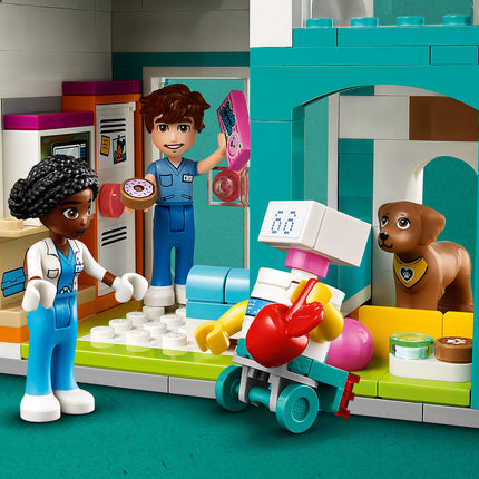 LEGO® Friends - Heartlake City kórház (42621)