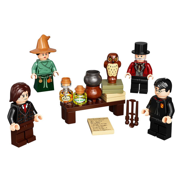 LEGO® Harry Potter™ - Varázsvilág minifigura kiegészítő készlet (40500)