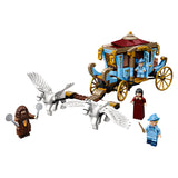 LEGO® Harry Potter™ - Beauxbatons hintó: Érkezés Roxfortba (75958)