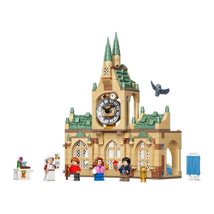 LEGO® Harry Potter™ - Roxfort™-i gyengélkedő (76398)