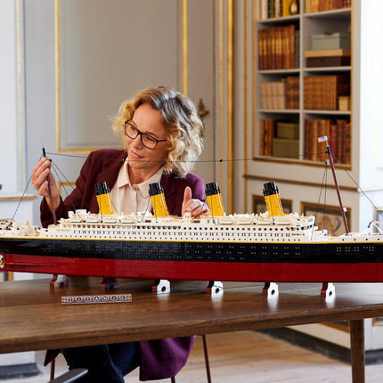 LEGO® Icons - Titanic (10294)