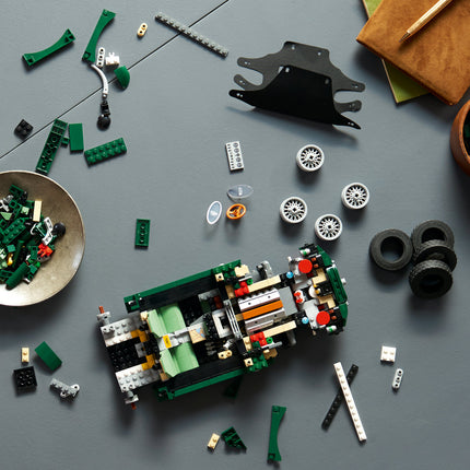 LEGO Icons (11381)