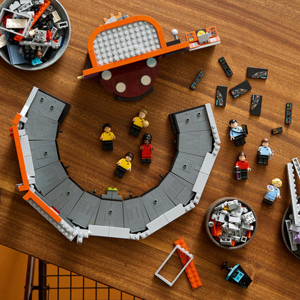 LEGO Icons (11385)
