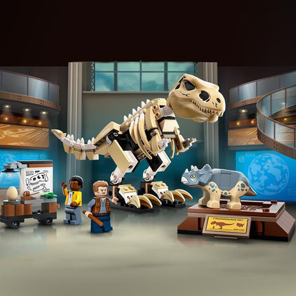 LEGO® Jurassic World - T-Rex dinoszaurusz őskövület kiállítás (76940)