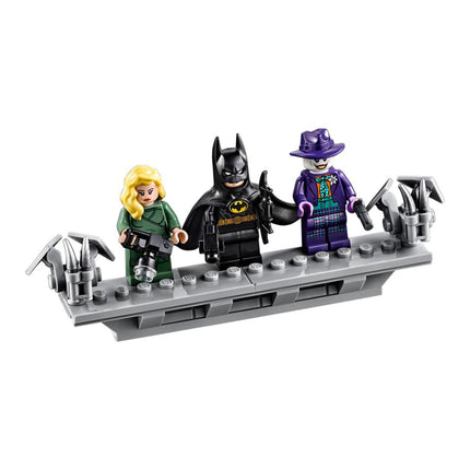 LEGO® Marvel - 1989 Batmobile (76139)