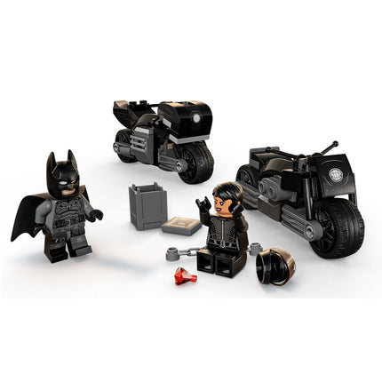 LEGO® Marvel - Batman™ és Selina Kyle™ motorkerékpáros üldözése (76179)