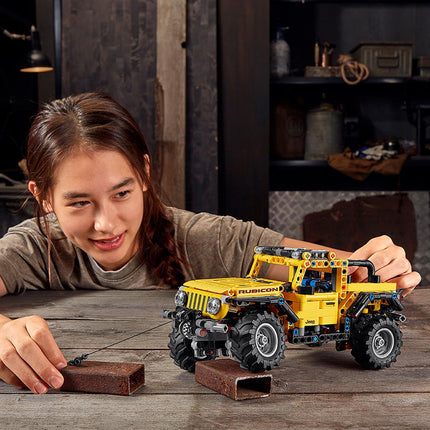 LEGO® Technic - Jeep® Wrangler (42122)