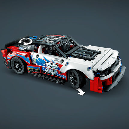 LEGO® Technic - NASCAR® Next Gen Chevrolet Camaro ZL1 (42153)