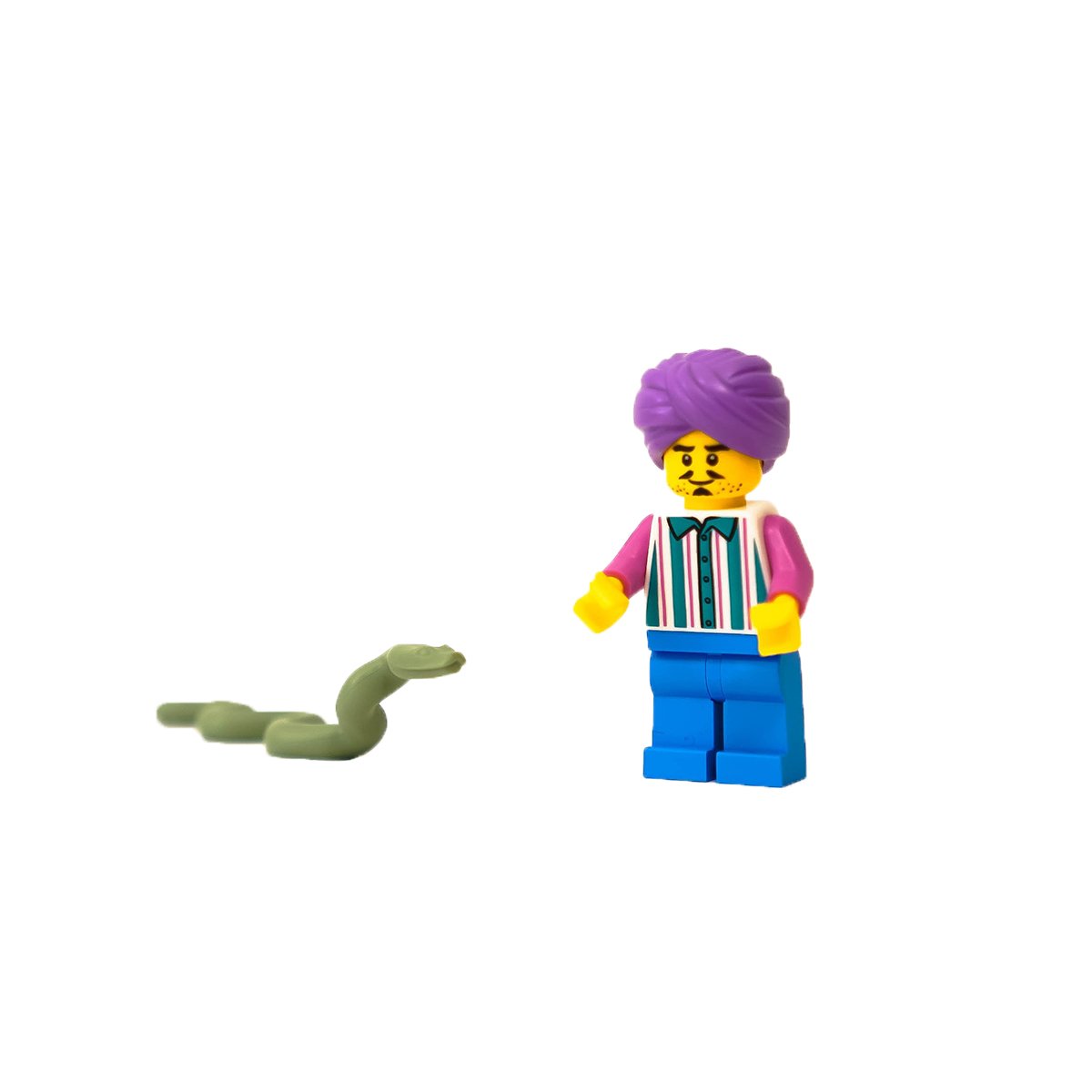 Minifigura - Charlie the snake charmer